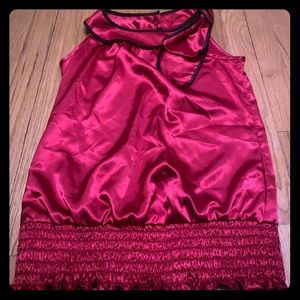 Beautiful red shirt!